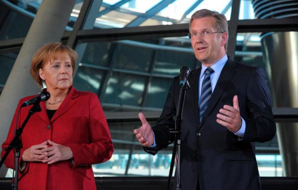 Los alemanes rechazan el candidato de Merkel y prefieren el de la oposición