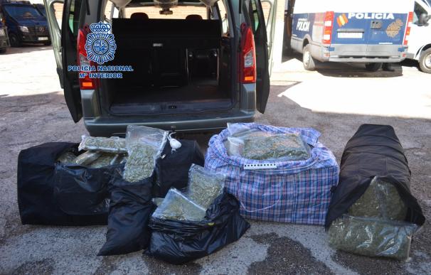 Detenido un conductor en La Junquera (Gerona) que iba a Francia con 70 kilos de marihuana