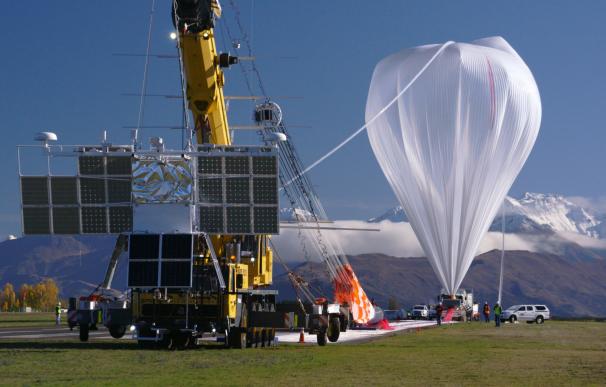 La NASA lanza un superglobo para volar 100 días alrededor del mundo