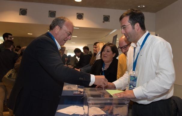 Monago resulta reelegido presidente del PP de Extremadura con el 99,19% de los votos
