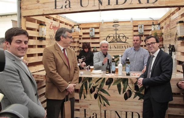 Gallardo pone a Monterrubio de la Serena como ejemplo de "economía verde" en la inauguración de Agroliva