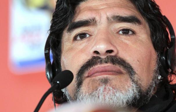 Maradona dice que "parecía que había que dar la copa a España"