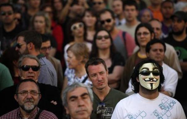 Anonymous niega en un vídeo que se haya detenido a su cúpula