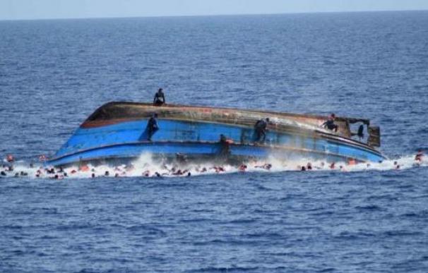 Unos 150 inmigrantes muertos tras un nuevo naufragio en el Mediterráneo