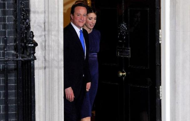 Los Cameron al completo se mudan hoy al 10 de Downing Street