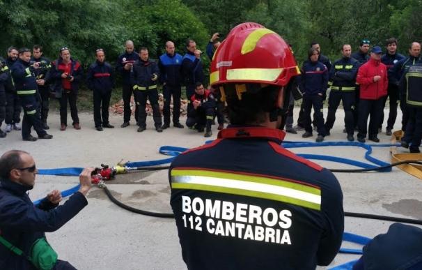 Efectivos del 112 Cantabria participan en las Jornadas Internacionales de Bomberos de Béjar