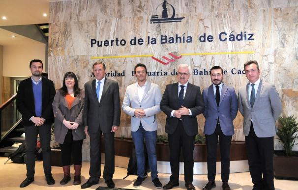 La Junta se incorpora al proceso de integración del puerto Bahía de Cádiz en la ciudad