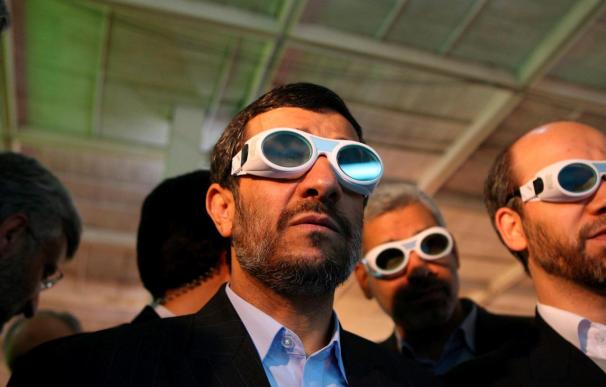 Ahmadineyad anuncia que ha ordenado el comienzo del enriquecimiento de uranio