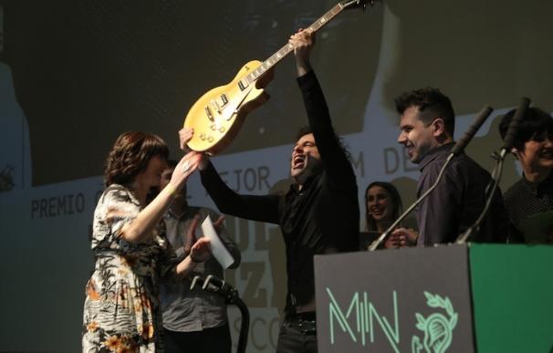 Triángulo de Amor Bizarro triunfan en los Premios MIN de la Música Independiente 2017