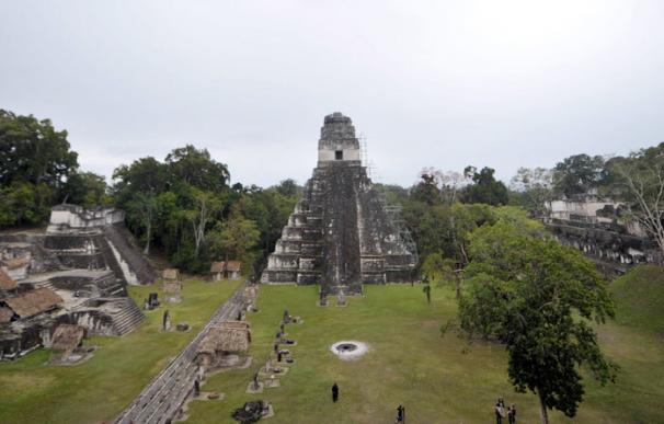 Un canadiense de 15 años descubre una ciudad maya en Yucatán