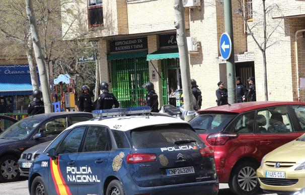 La Policía continúa la búsqueda del autor del doble crimen en un pub de Alcorcón