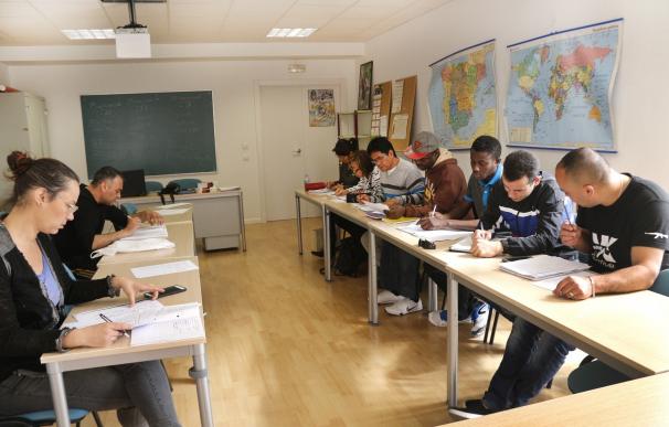 CCOO cumple 20 años de sus cursos de castellano para migrantes "que les apartan del riesgo de exclusión social"