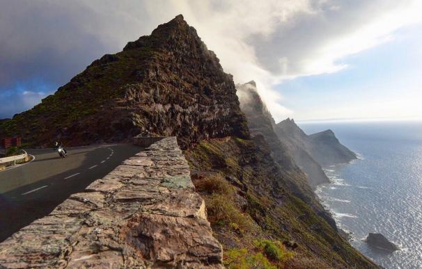 La revista italiana Motociclismo promociona Gran Canaria como destino para recorrer en moto