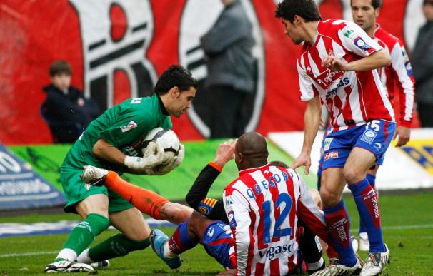El Sporting podrá contar con el defensa Gregory en Zaragoza