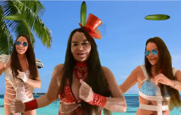Leticia Sabater lanza el videoclip de 'Toma Pepinazo', su hit para el el verano 2017