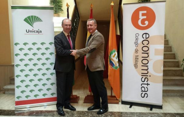 Unicaja Banco firma un nuevo acuerdo con el Colegio de Economistas, que beneficia a más de 2.200 profesionales