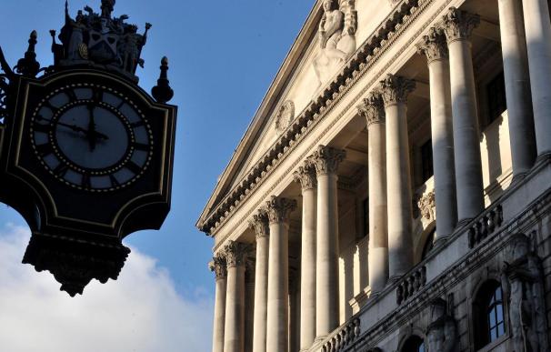 El Banco de Inglaterra alerta de otra crisis financiera si no se reforman los bancos