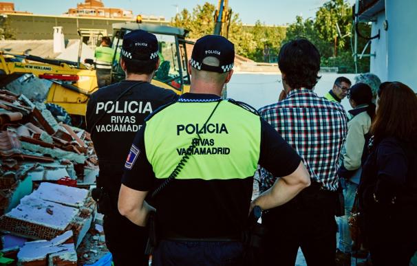 Derribadas tres viviendas y detenidos seis traficantes de droga en la Cañada Real