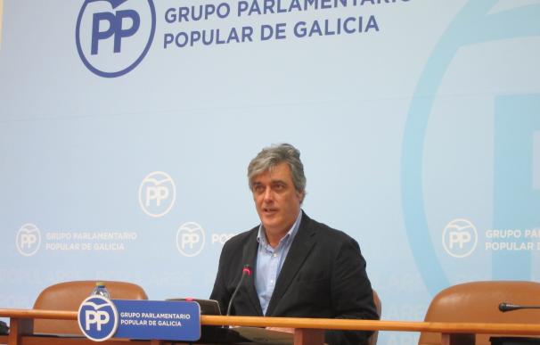 Pedro Puy defiende que Beatriz Mato es "capaz" de simultanear su labor como conselleira y la dirección del PP coruñés