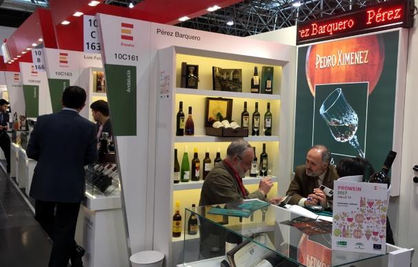 Diez bodegas andaluzas participa en Alemania en la principal feria del vino de Europa con el apoyo de Extenda