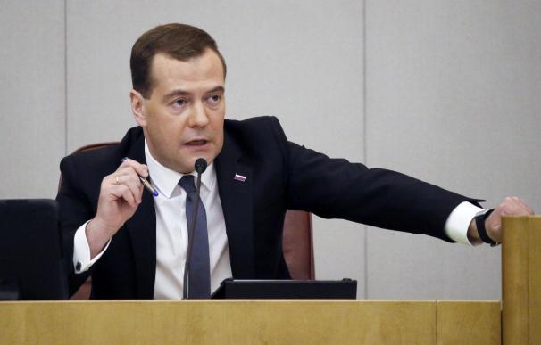 Rusia no puede garantizar la integridad territorial de Ucrania, dice Medvédev