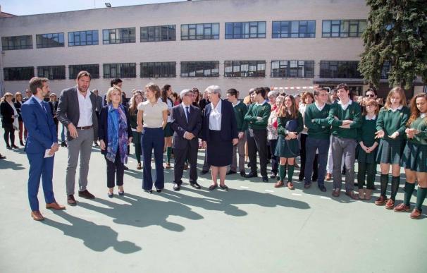 García Tejerina inaugura las nuevas instalaciones deportivas del Colegio Compañía de María de Valladolid