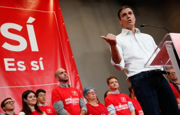 Pedro Sánchez advierte de que "candidatos podrá haber muchos, pero proyectos de partido hay dos"