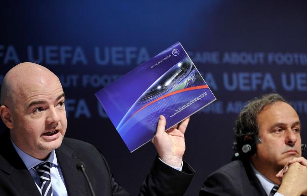 La FIFA anuncia los siete candidatos a la presidencia con Platini en el alambre / AFP.