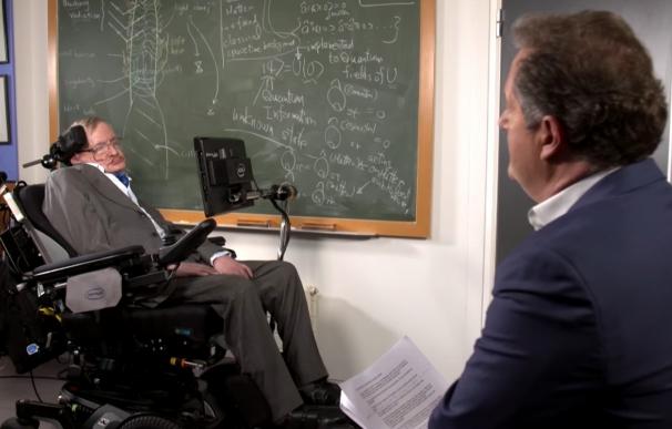 Stephen Hawking teme no ser bienvenido en los EEUU de Donald Trump