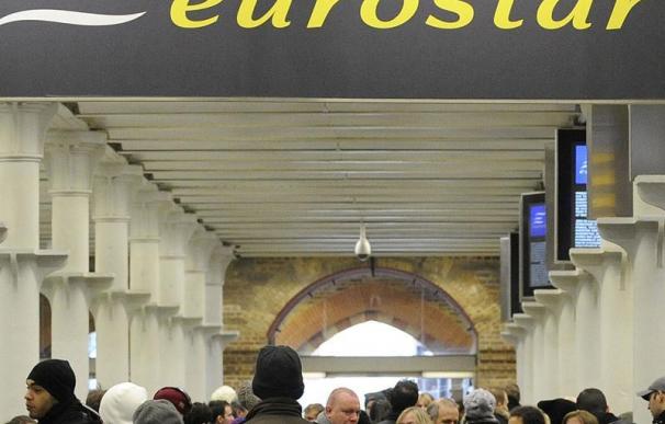 Un tren Eurostar se avería dejando encerrados a 700 pasajeros