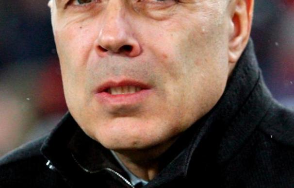 El entrenador del Vf Stuttgart afirma que "contra el Barcelona no tenemos nada que perder"