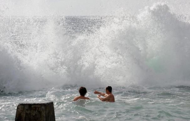 Nueva Zelanda y países del Pacífico sur rebajan la alerta de tsunami