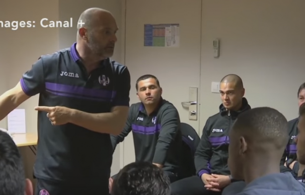 La emotiva charla del técnico del Toulouse que hizo llorar a los jugadores