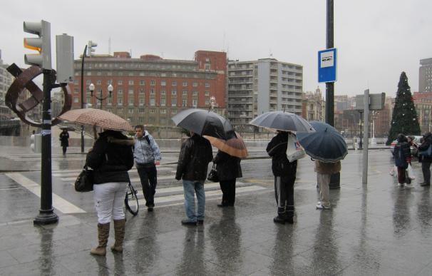 Ampliado hasta el domingo el aviso amarillo por precipitaciones intensas en Euskadi