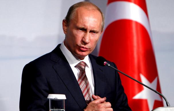 Putin aboga por no imponer sanciones "excesivas" a Irán por el programa nuclear