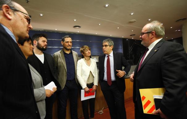 PNV y Bildu se solidarizan, junto a ERC y En Comú Podem, con Francecs Homs ante su inmediata inhabilitación