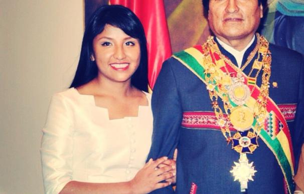 La hija de Evo Morales empieza a sonar como sucesora tras las derrota en el referéndum