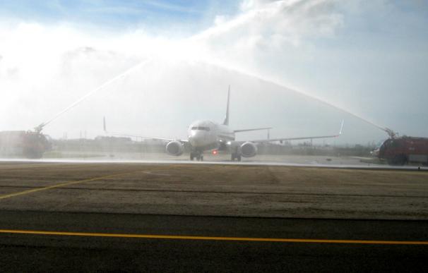 El Aeropuerto de Reus inaugura la temporada de verano con vuelos a Reino Unido