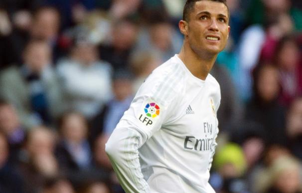 Real Madrid's Portuguese forward Cristiano Ronaldo