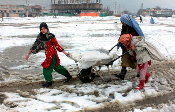 28 muertos y 70 heridos en varios aludes de nieve en el norte de Afganistán
