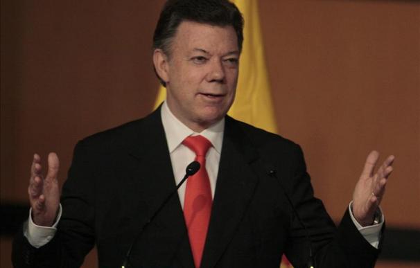 El presidente de Colombia revela un correo de las FARC donde ordenan su muerte