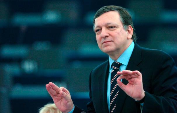 Barroso defiende el papel del euro y más coordinación económica en la UE