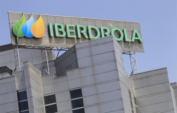Iberdrola gana 2.421,6 millones de euros en 2015