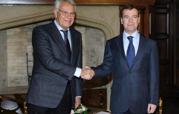 El presidente ruso recibe a Felipe González para analizar las relaciones entre Rusia y la Unión Europea
