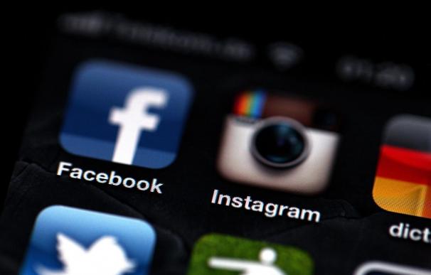 Los adolescentes usan más Instagram y Twitter que Facebook, según un informe