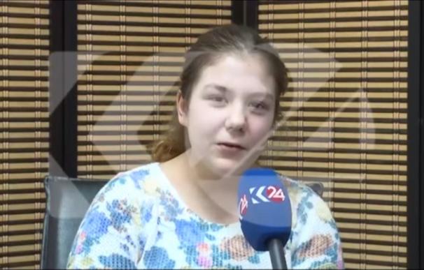 La adolescente sueca rescatada en Irak dice que la vida bajo el Estado Islámico "es muy dura"