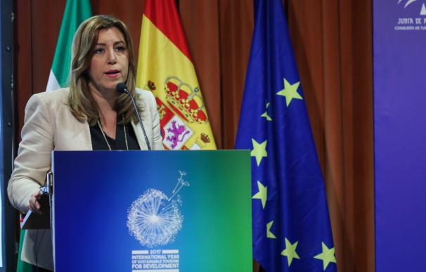 Díaz destaca las posibilidades de Andalucía de liderar un sector turístico "justo, sostenible y solidario"