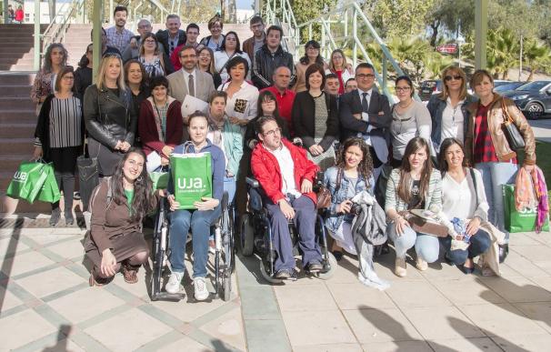 Un total de 30 estudiantes con discapacidad participarán en el proyecto 'Discapacidad y fotografía' de la UJA
