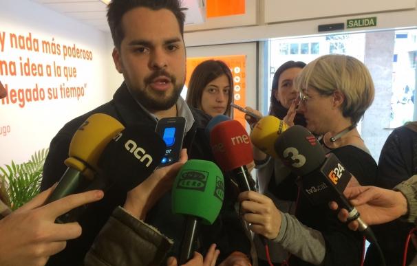 Cs pide al PSOE pactar los Presupuestos y dejarse de "complejos ideológicos"