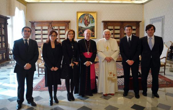 El presidente gallego resalta ante Benedicto XVI la importancia del Jacobeo y lo invita a Santiago